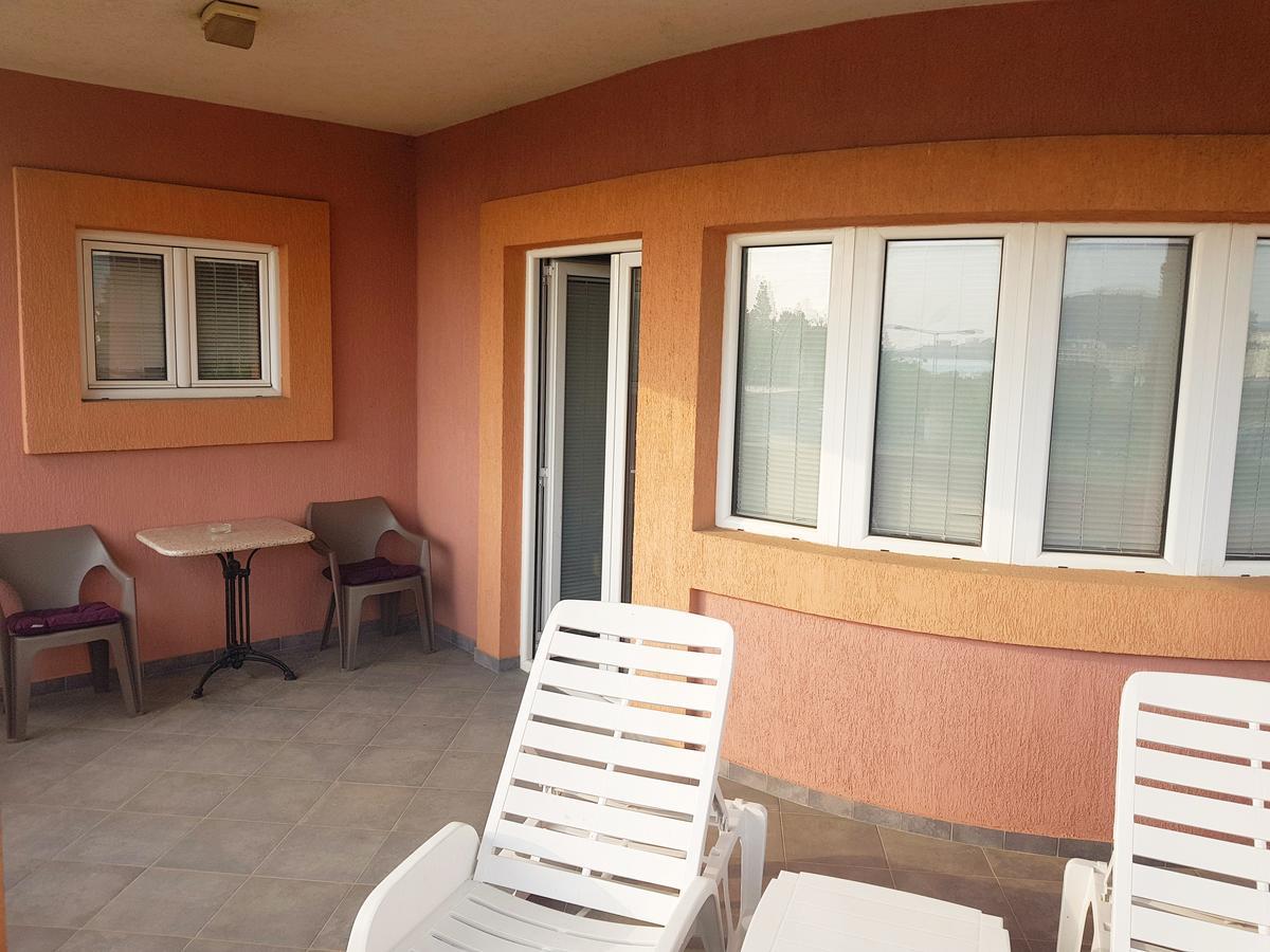 Guest House-Md Bar Exterior photo